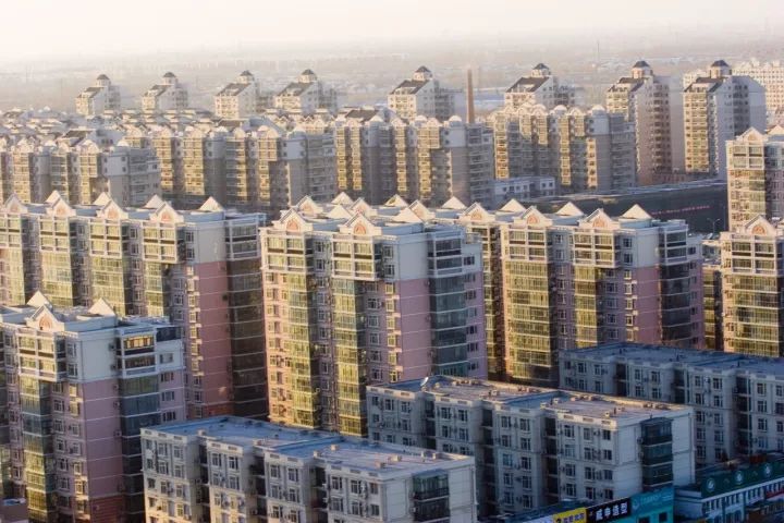 亚洲“第一大社区”，房价4万一平，却有30栋楼空置10年！为啥？