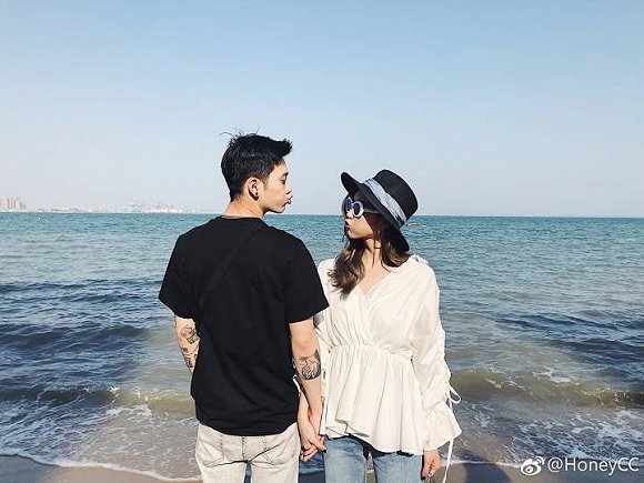 凤凰平台图片:汇丰在线 后抖音时代的“潜伏者”:收割网红、小径分叉的MCN